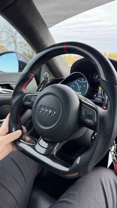 2010 Audi 42 R8 - Image 5 of 6