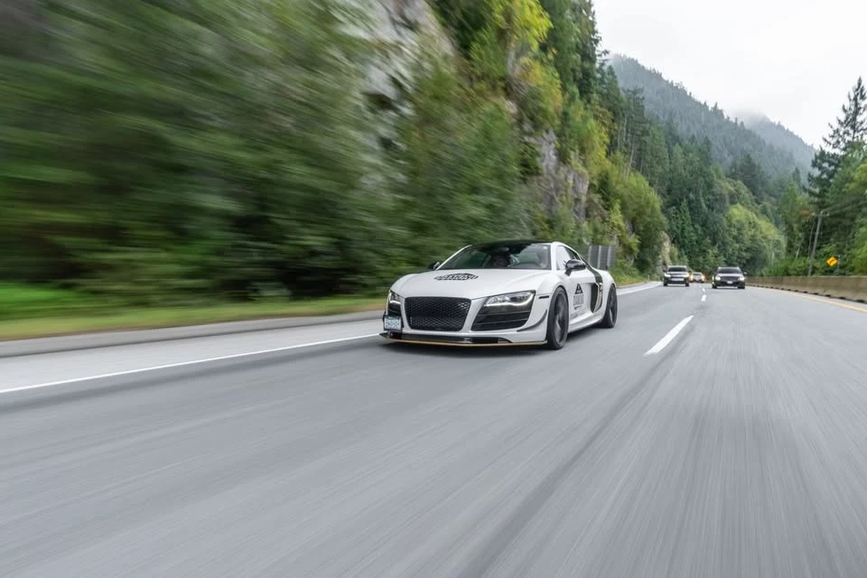2010 Audi 42 R8 - Image 2 of 7