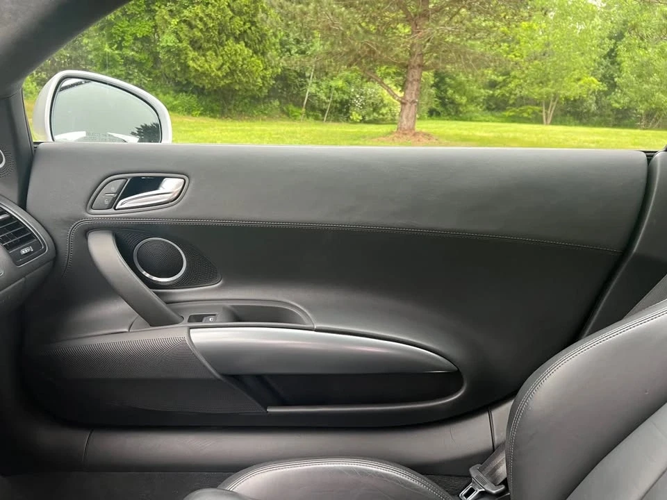 2010 Audi 42 R8 - Image 15 of 19