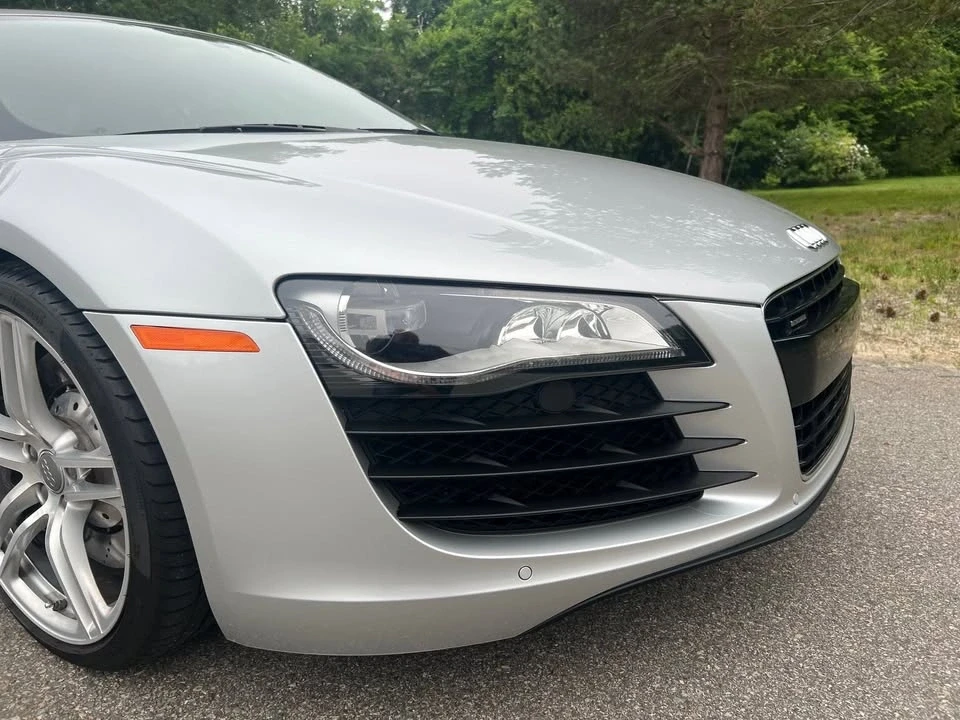 2010 Audi 42 R8 - Image 5 of 19