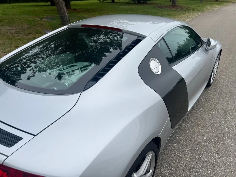 2010 Audi 42 R8 - Image 7 of 19