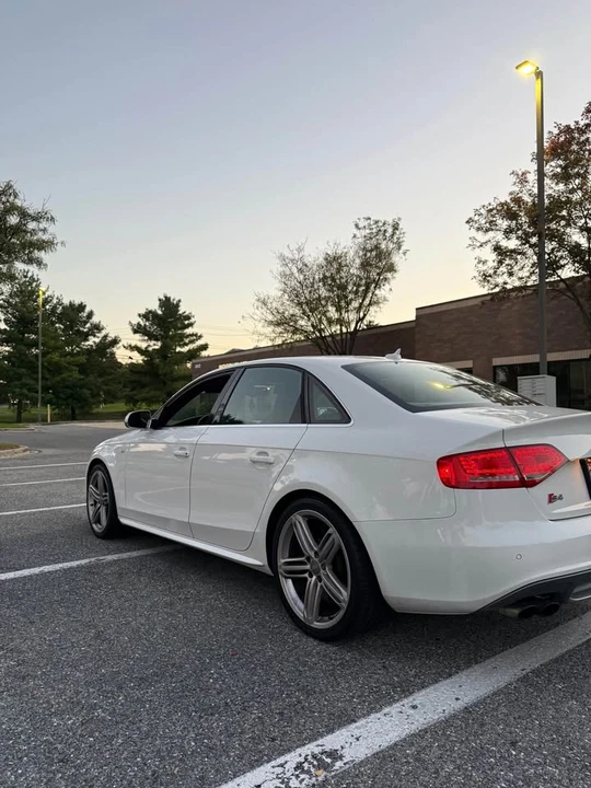 2010 Audi B8 S4 - Image 5 of 11
