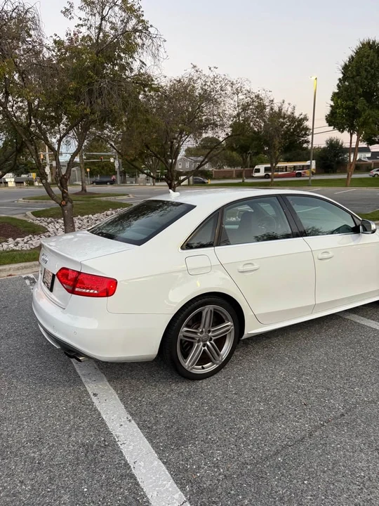 2010 Audi B8 S4 - Image 6 of 11