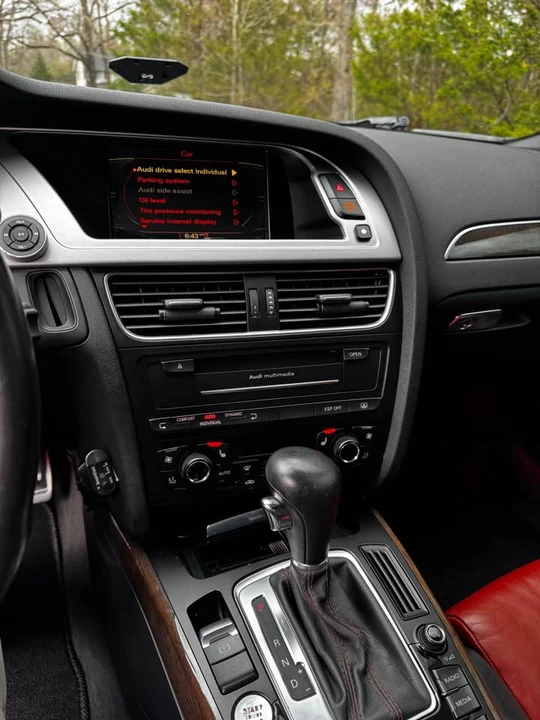 2010 Audi B8 S4 - Image 8 of 14