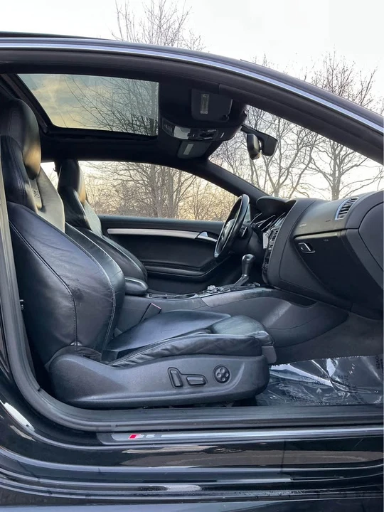2010 Audi B8 S5 - Image 13 of 14