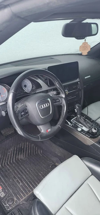 2010 Audi B8 S5 - Image 5 of 8