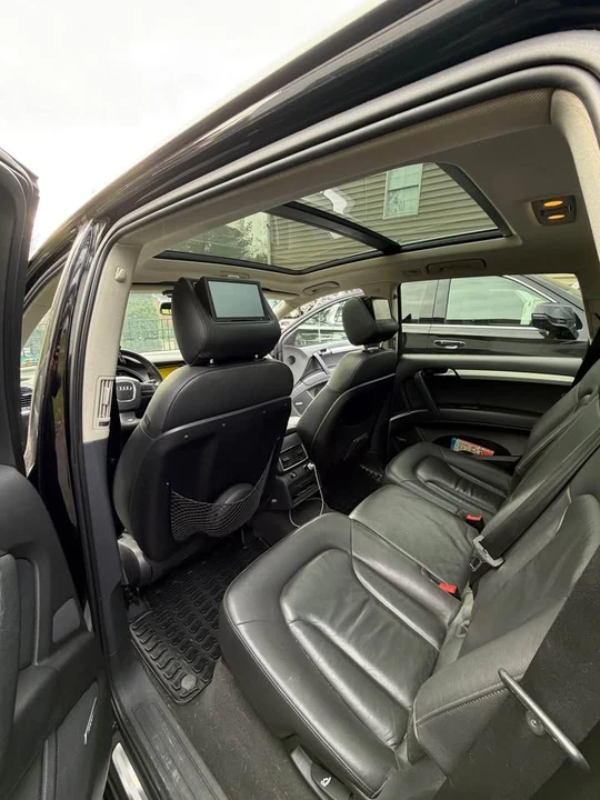 2010 Audi SQ7 - Image 8 of 9