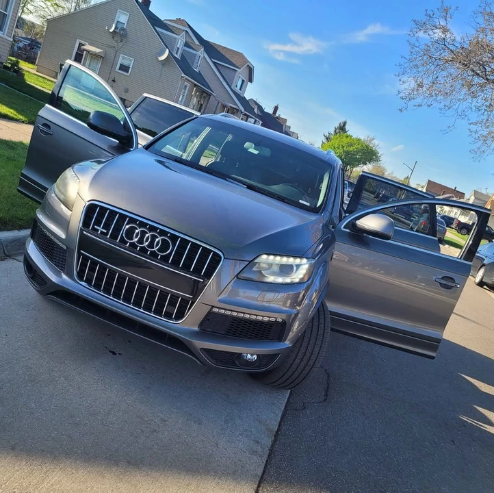 2010 Audi SQ7 - Image 7 of 20