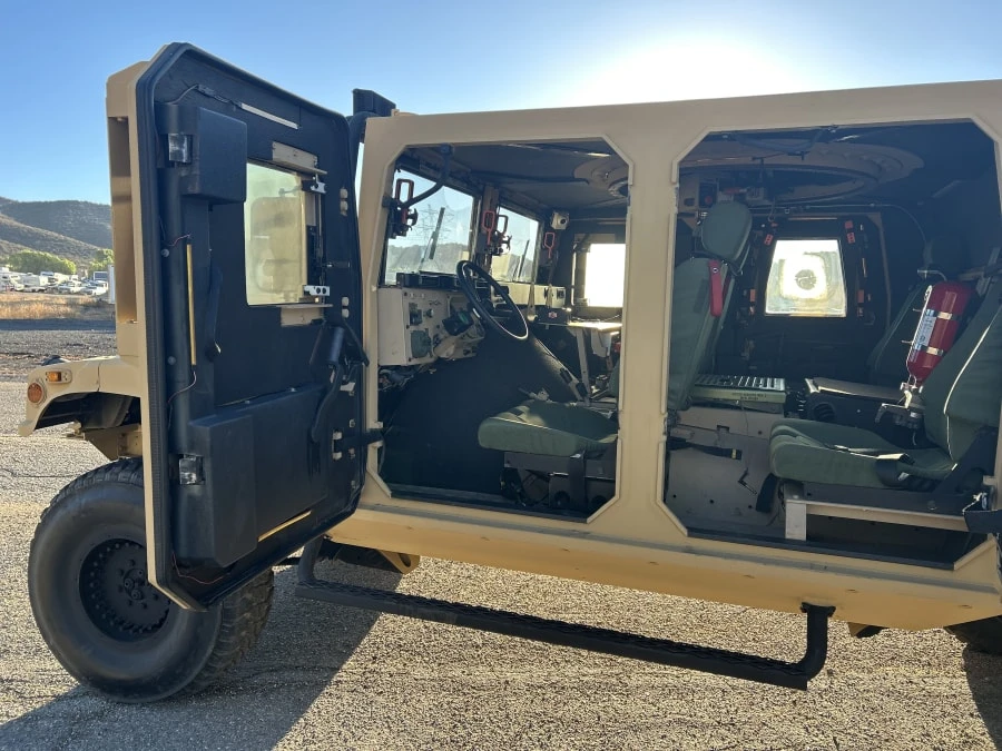 2010 AM General Hummer - Image 15 of 31