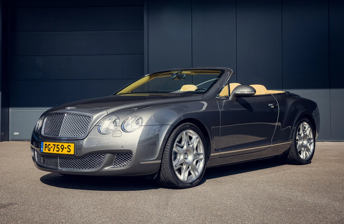 2010 Bentley Continental GTC - Image 2 of 31