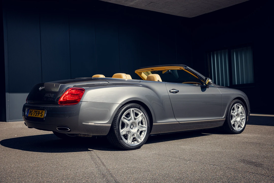 2010 Bentley Continental GTC - Image 18 of 31