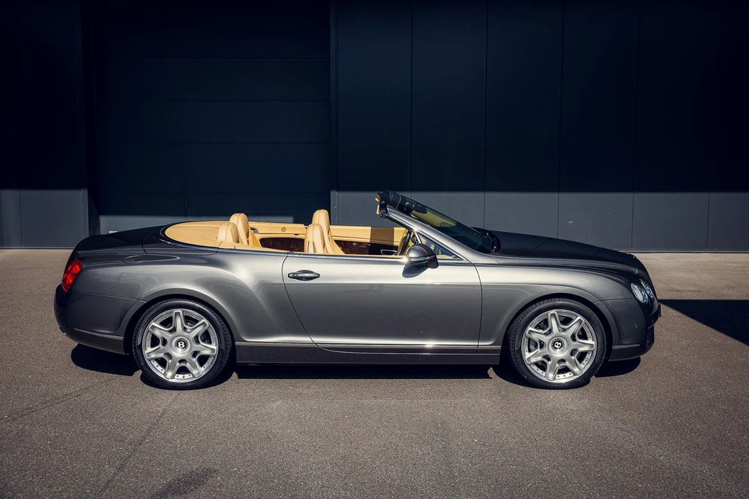 2010 Bentley Continental GTC - Image 9 of 31