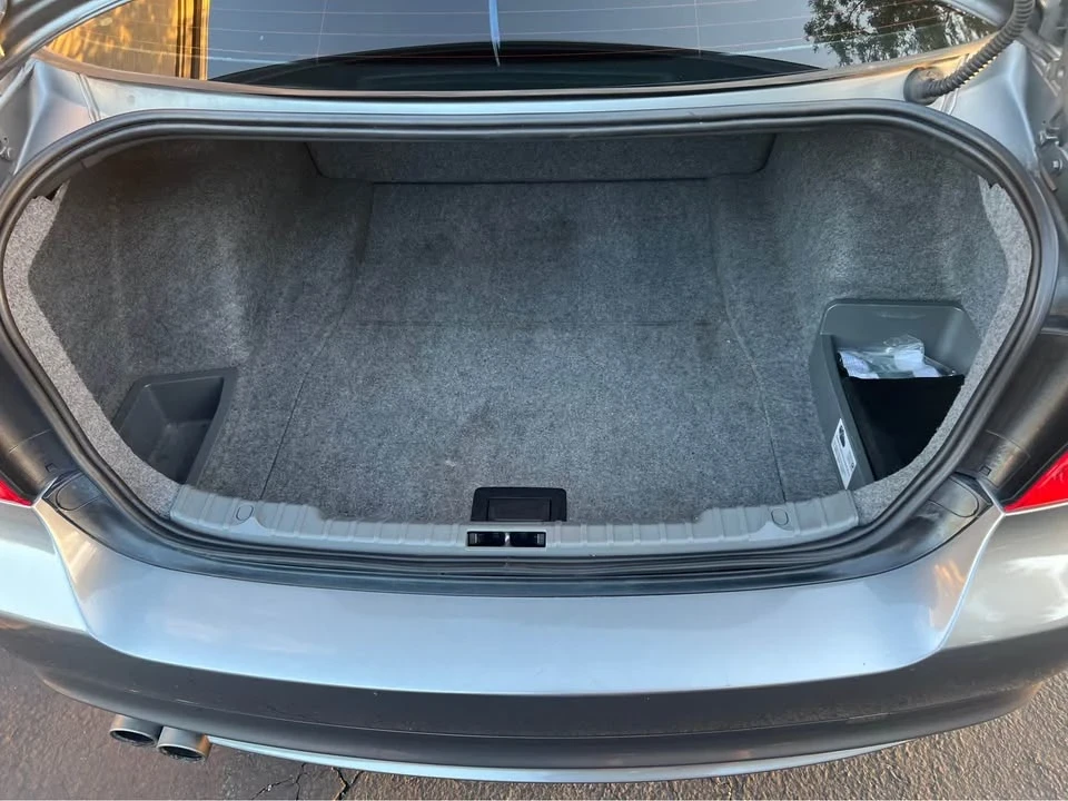 2010 BMW 3 Series - Image 3 of 20