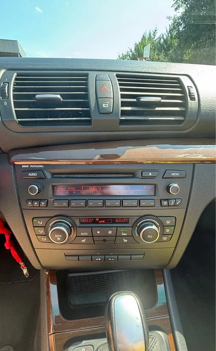 2010 BMW E81/E82/E88 1 Series - Image 16 of 18
