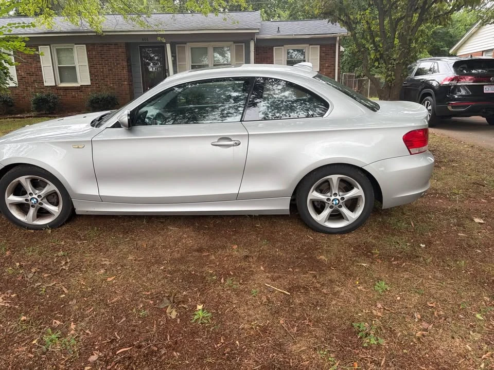 2010 BMW E81/E82/E88 1 Series - Image 2 of 4