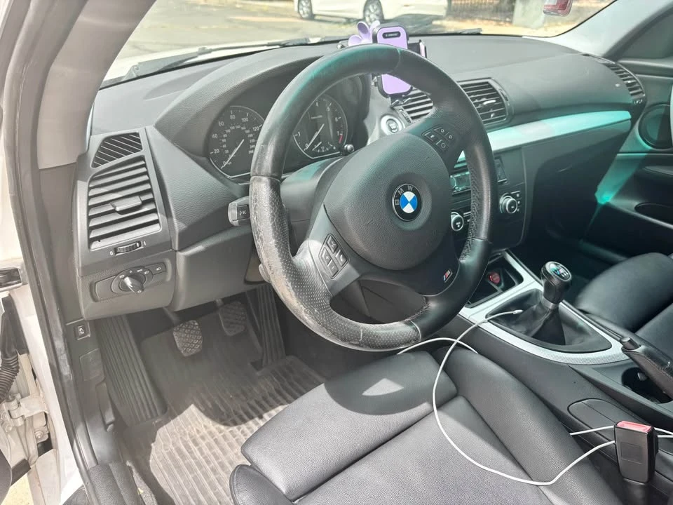 2010 BMW E81/E82/E88 1 Series - Image 9 of 19