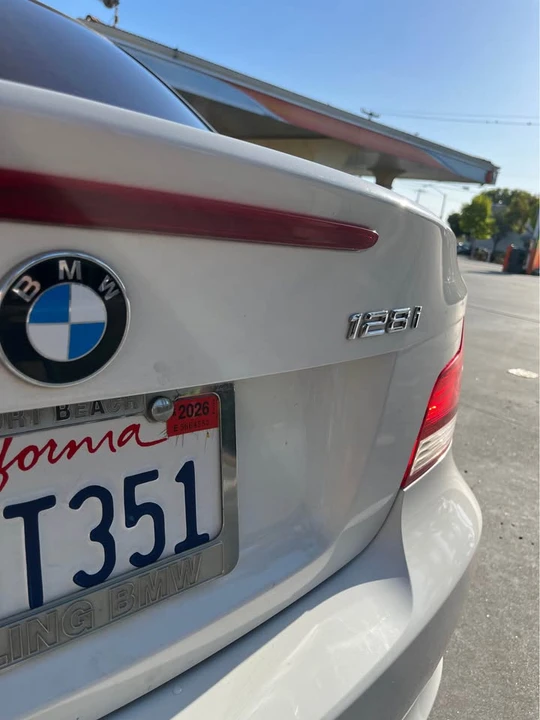 2010 BMW E81/E82/E88 1 Series - Image 4 of 11