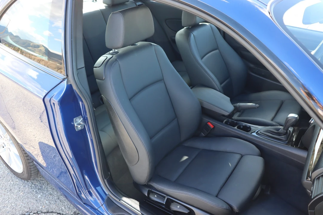 2010 BMW E81/E82/E88 1 Series - Image 5 of 21
