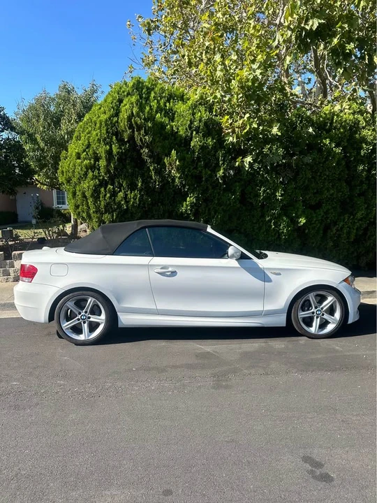 2010 BMW E82 135i & 135is - Image 2 of 9