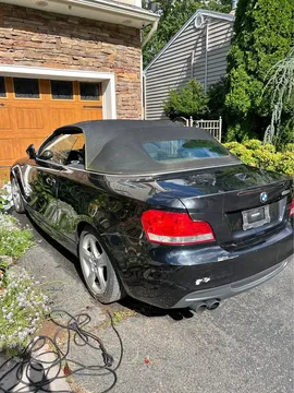 2010 BMW 1 Series 135i Convertible 2D