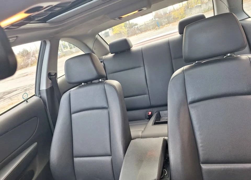 2010 BMW E82 135i & 135is - Image 11 of 12
