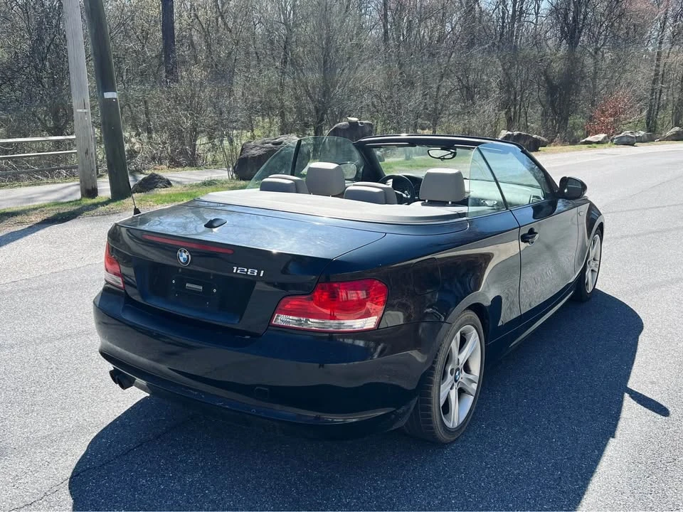 2010 BMW E81/E82/E88 1 Series - Image 9 of 11