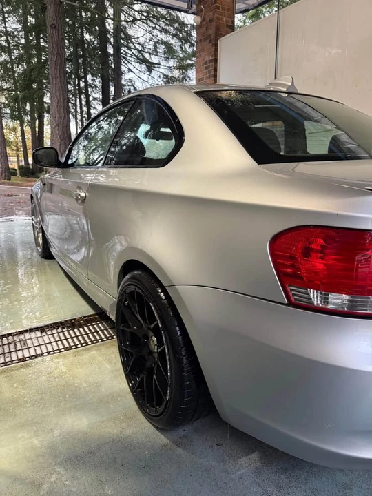 2010 BMW E81/E82/E88 1 Series - Image 3 of 11