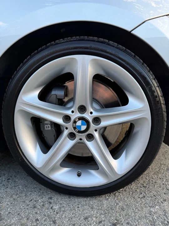 2010 BMW E82 135i & 135is - Image 15 of 20