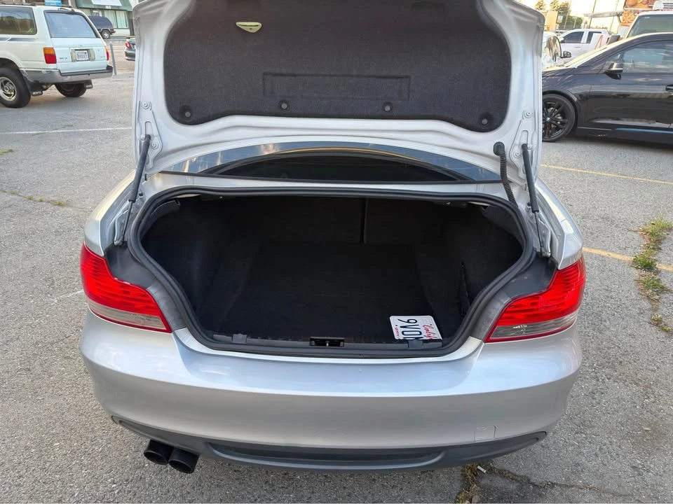 2010 BMW E82 135i & 135is - Image 17 of 20