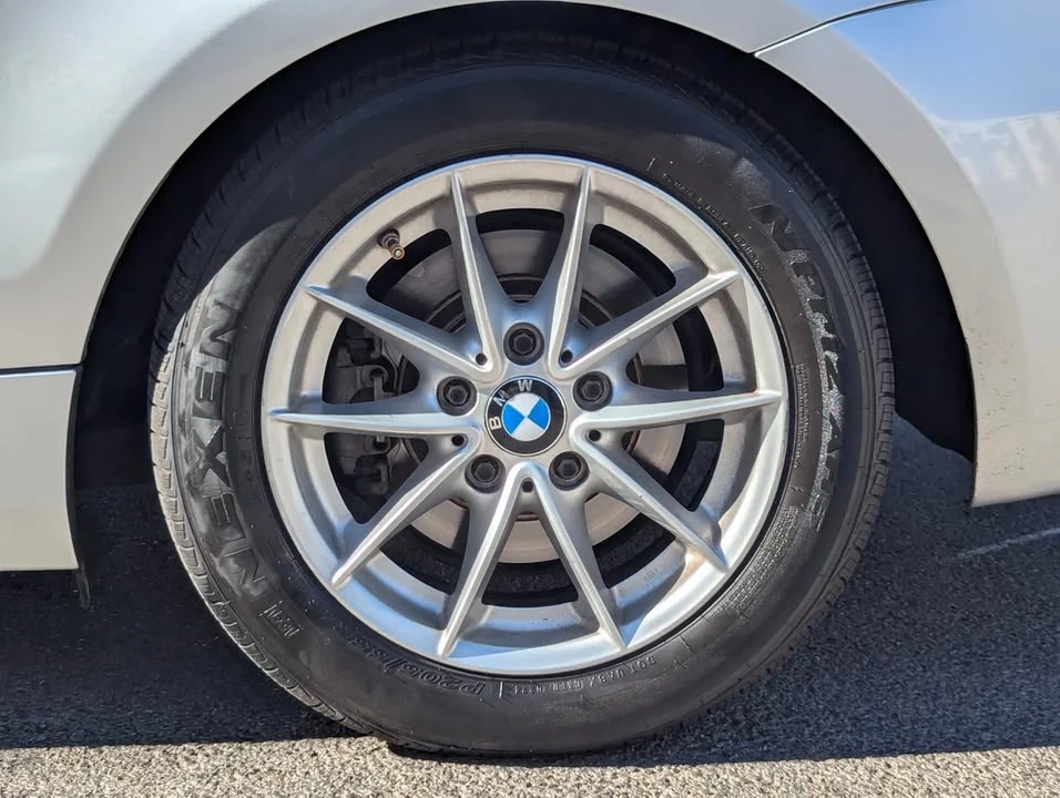 2010 BMW E81/E82/E88 1 Series - Image 12 of 12