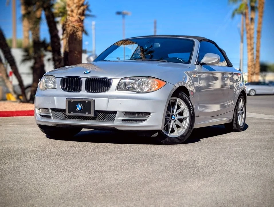2010 BMW E81/E82/E88 1 Series - Image 2 of 12