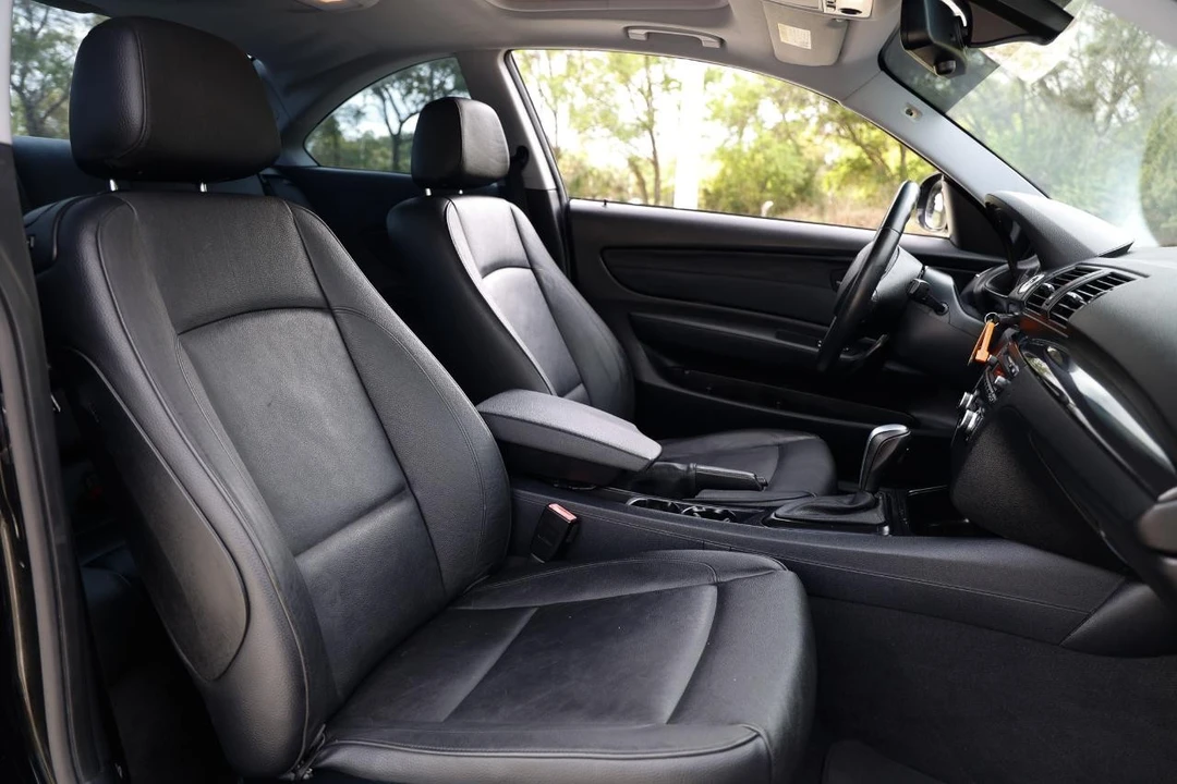 2010 BMW E81/E82/E88 1 Series - Image 13 of 21