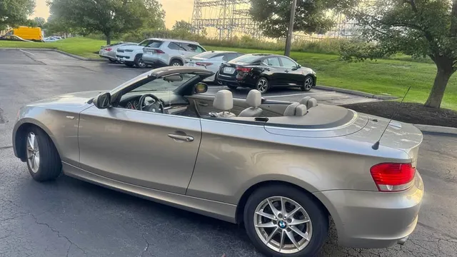 2010 BMW 128i 128i