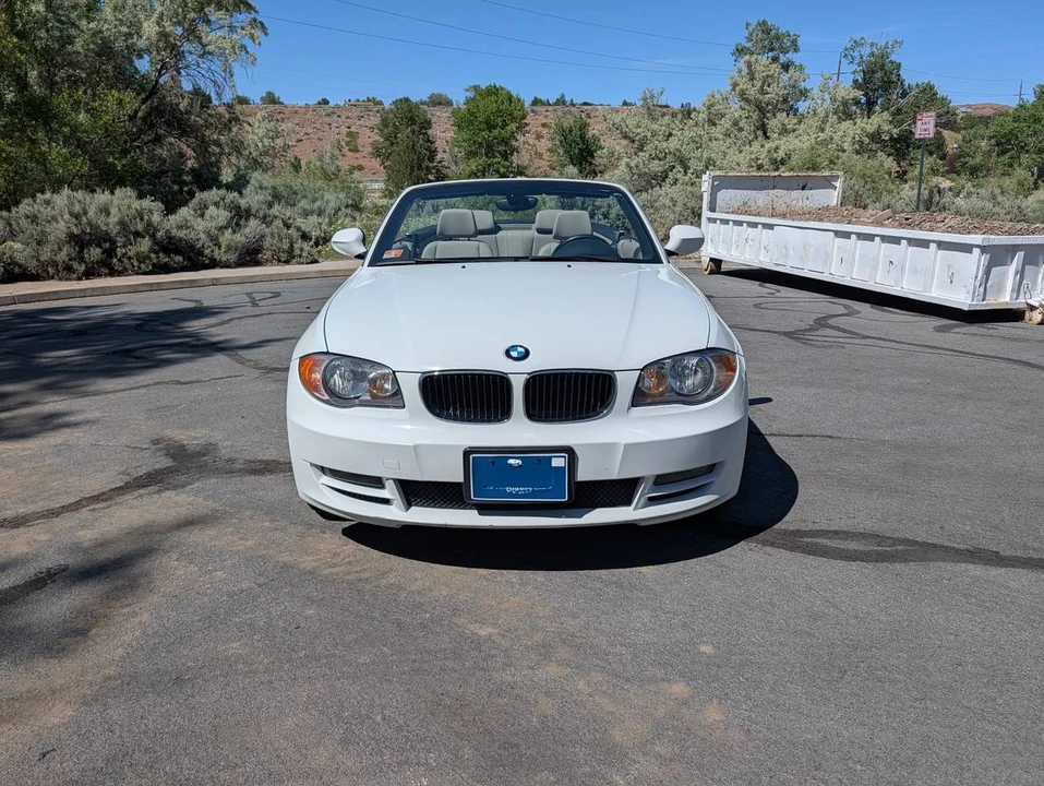 2010 BMW E81/E82/E88 1 Series - Image 2 of 10
