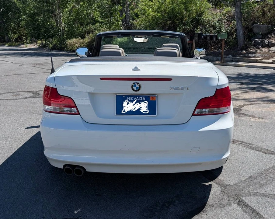 2010 BMW E81/E82/E88 1 Series - Image 5 of 10