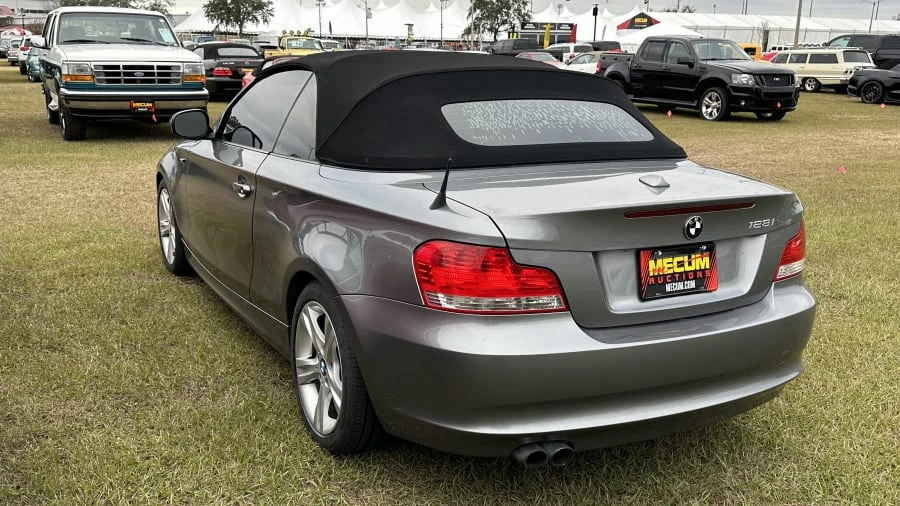 2010 BMW E81/E82/E88 1 Series - Image 2 of 6