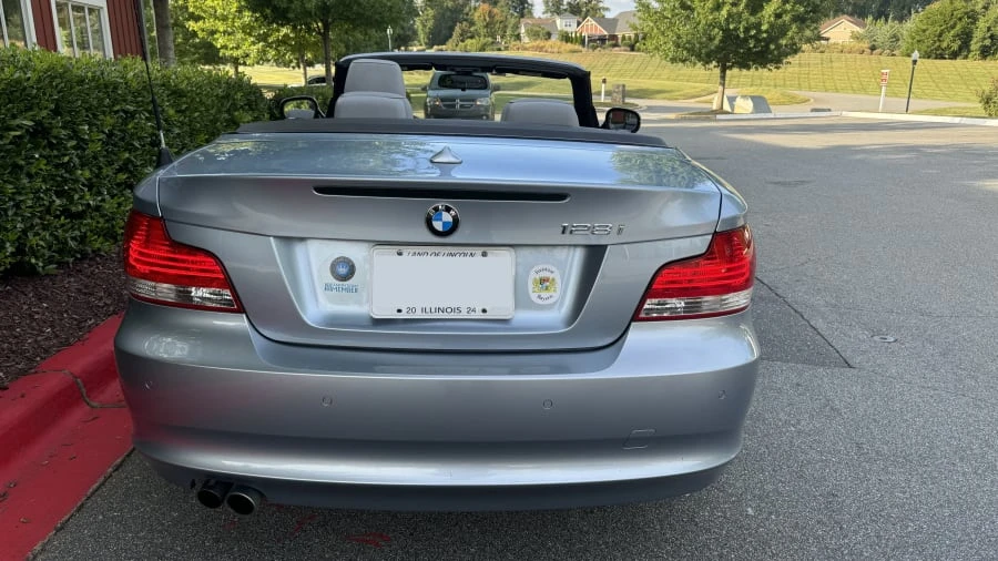 2010 BMW E81/E82/E88 1 Series - Image 4 of 6
