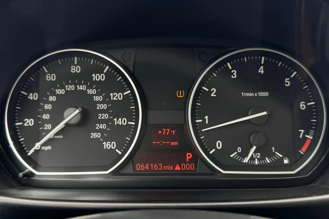2010 BMW E81/E82/E88 1 Series - Image 31 of 31