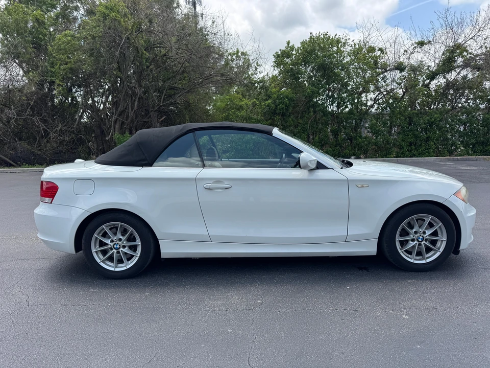 2010 BMW E81/E82/E88 1 Series - Image 9 of 31