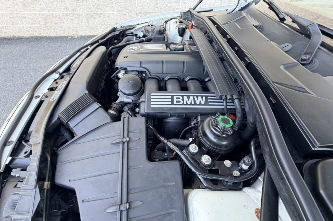 2010 BMW E81/E82/E88 1 Series - Image 6 of 7