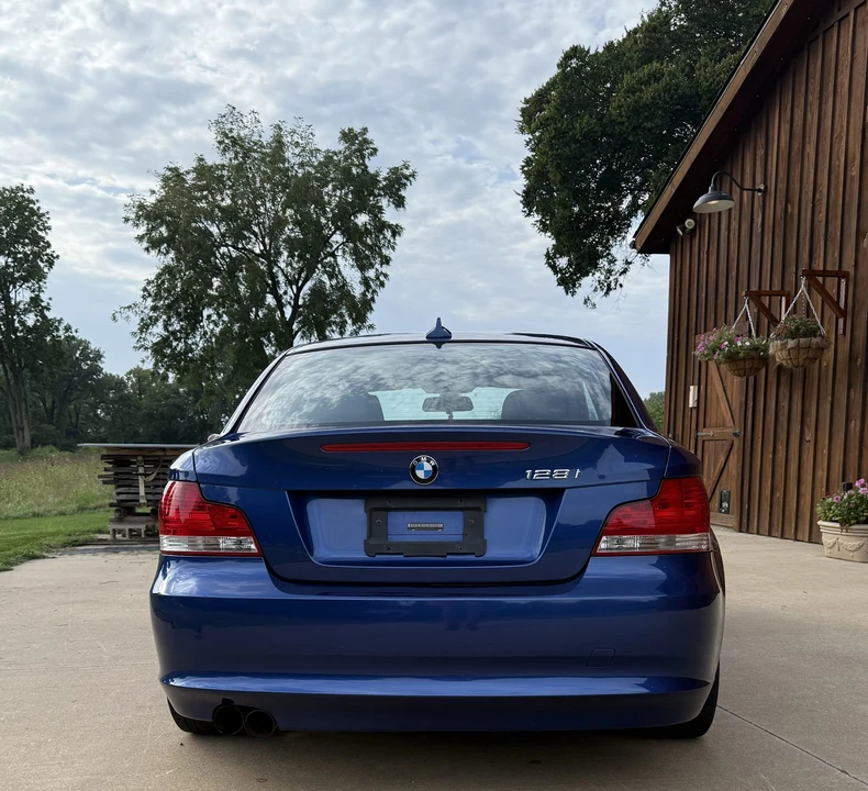 2010 BMW E81/E82/E88 1 Series - Image 10 of 31