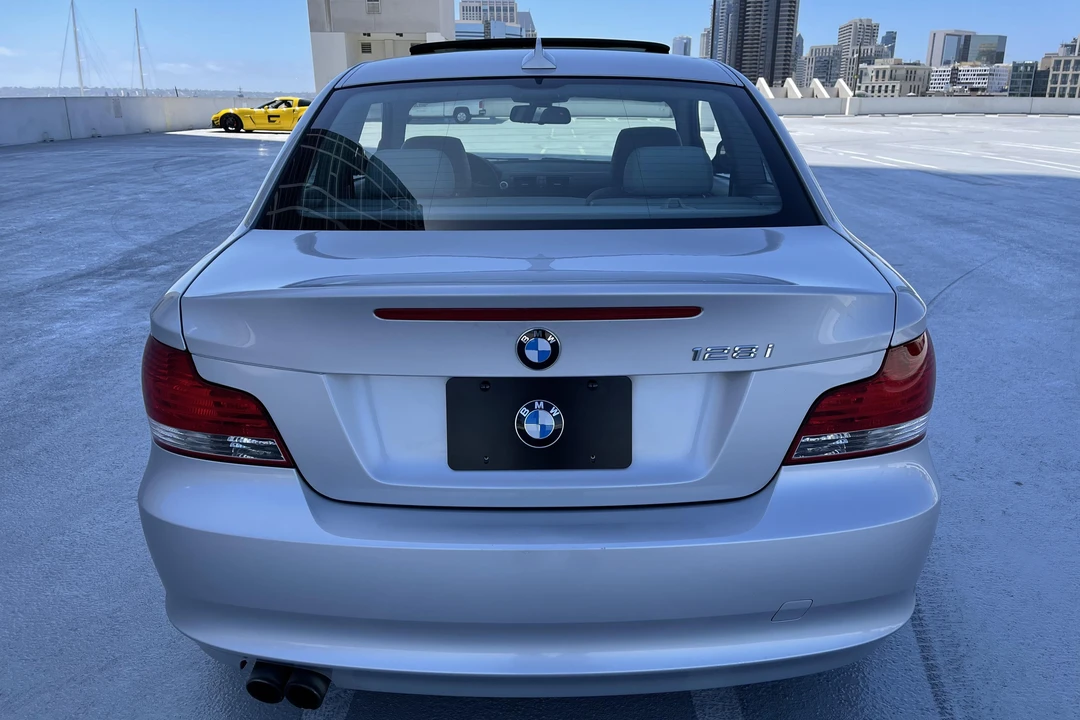2010 BMW E81/E82/E88 1 Series - Image 5 of 31