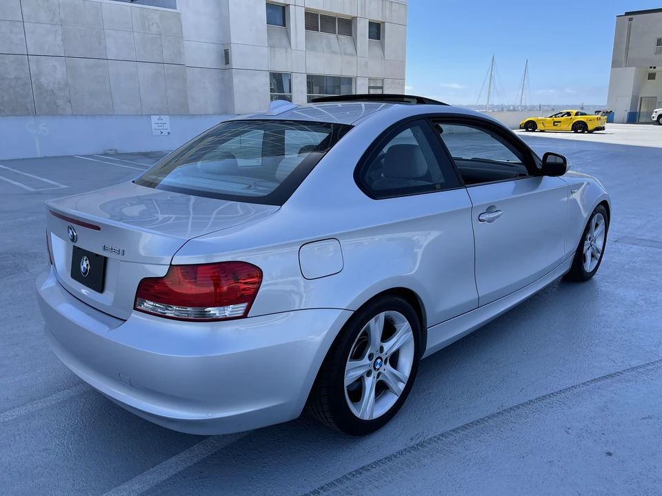 2010 BMW E81/E82/E88 1 Series - Image 13 of 31