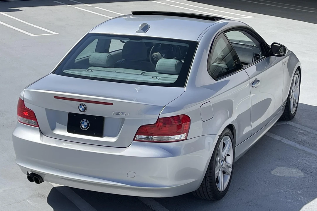 2010 BMW E81/E82/E88 1 Series - Image 4 of 31