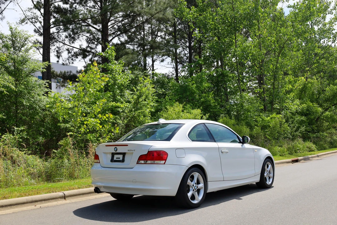 2010 BMW E81/E82/E88 1 Series - Image 14 of 31
