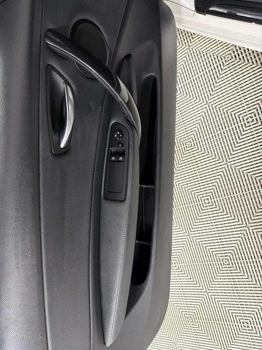 2010 BMW E81/E82/E88 1 Series - Image 12 of 12