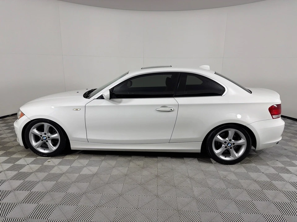 2010 BMW E81/E82/E88 1 Series - Image 8 of 12