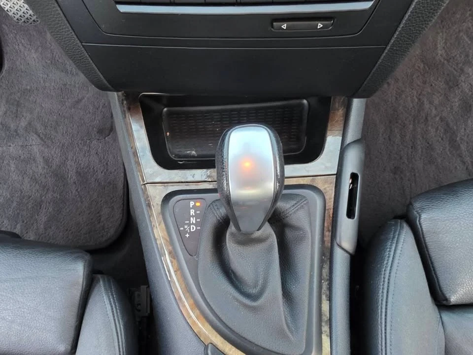 2010 BMW E82 135i & 135is - Image 13 of 18