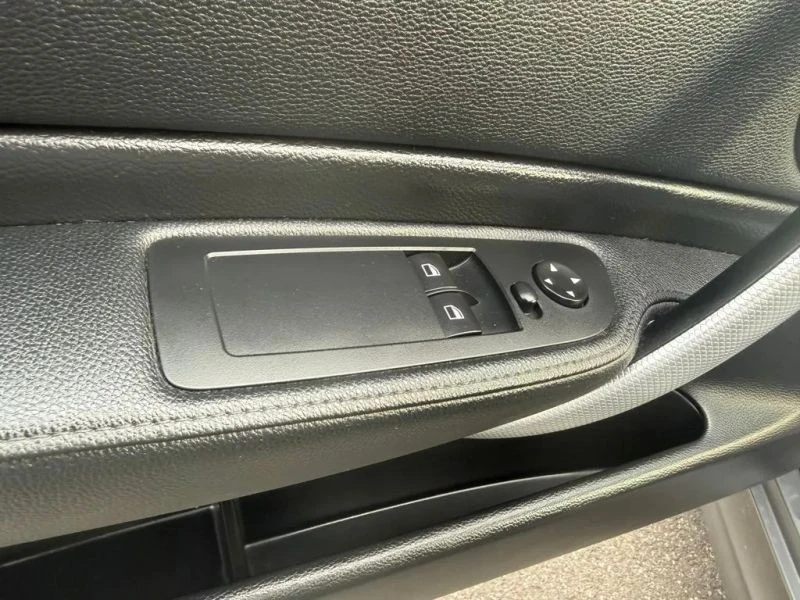 2010 BMW E82 135i & 135is - Image 9 of 12