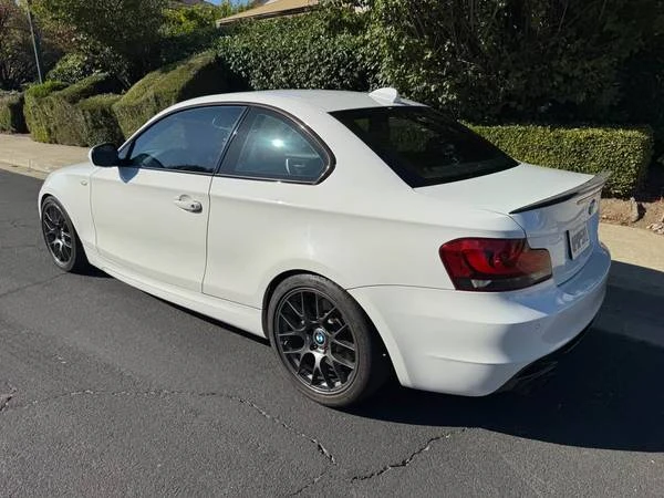 2010 BMW E82 135i & 135is - Image 5 of 13